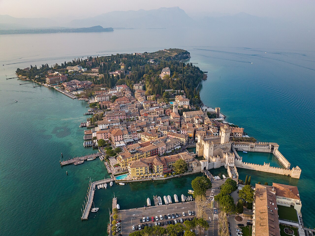 Sirmione, Gardasøen